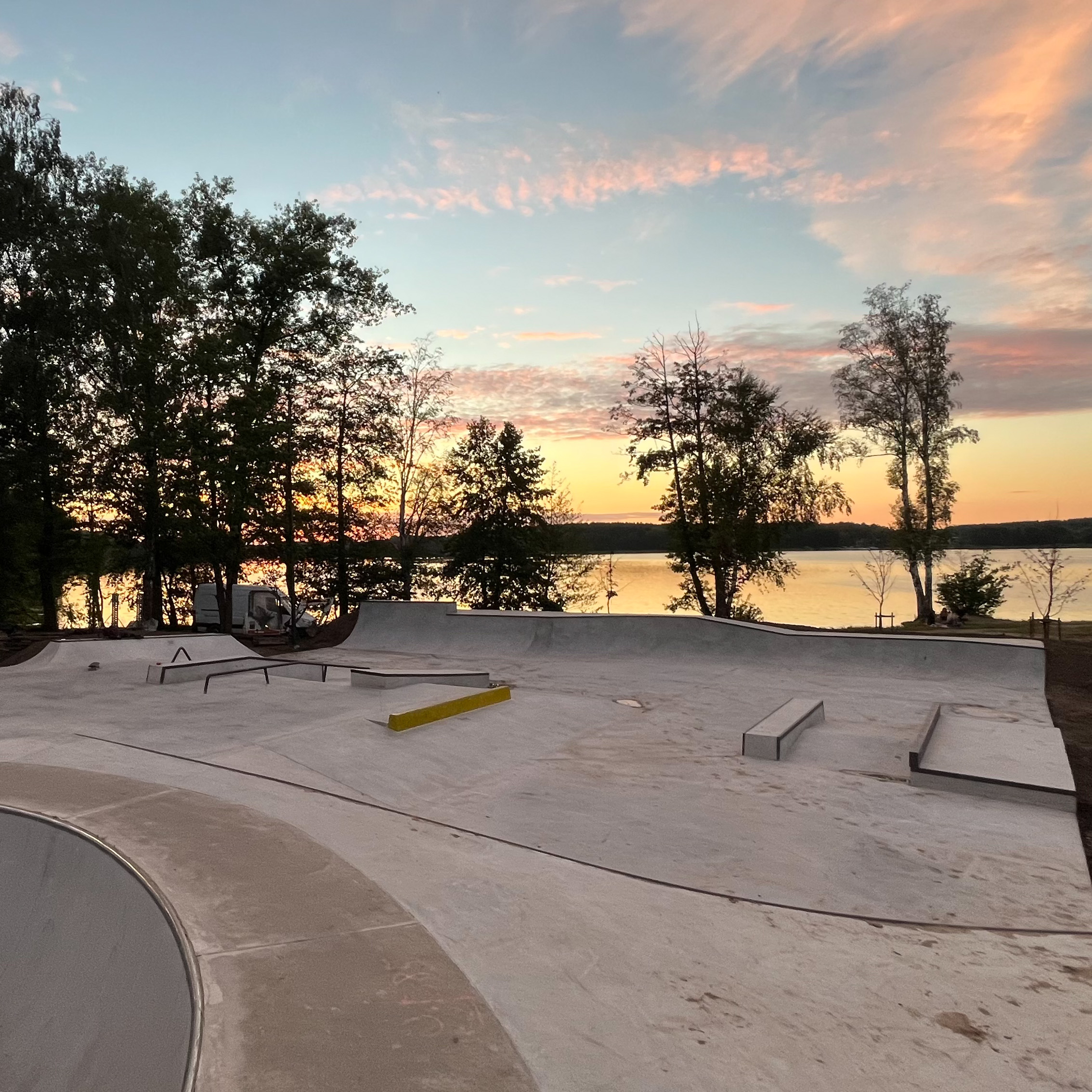 miejsce do nauki jazdy na rolkach w Olsztynie -  Skatepark Plaża Miejska